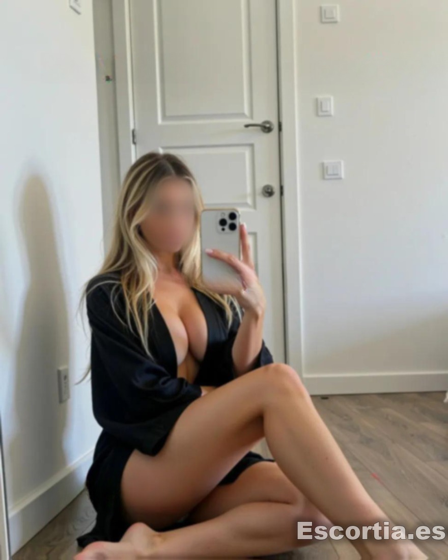 Escort latina 25 escort Vitoria-Gasteiz