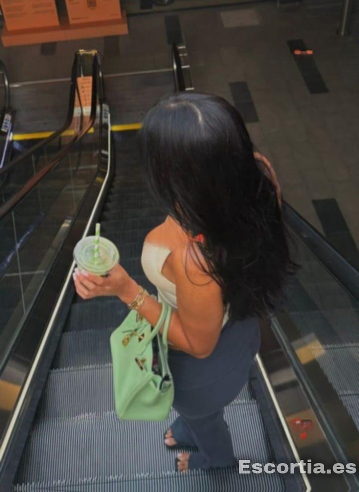 Barbara escort Algeciras