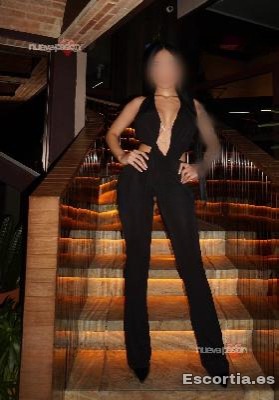 Señorita 26 escort Granada