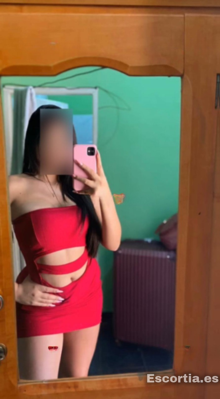 Señorita latina 22 escort Almería