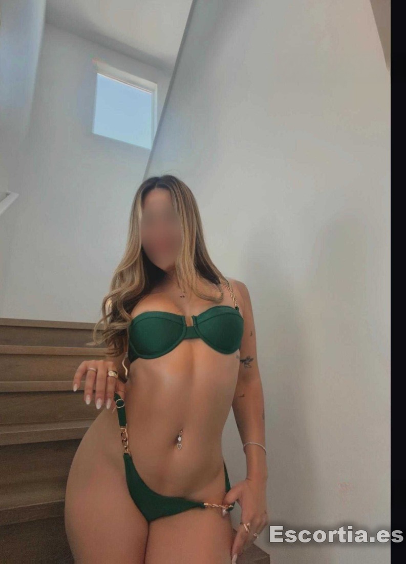 Andreina photo 2