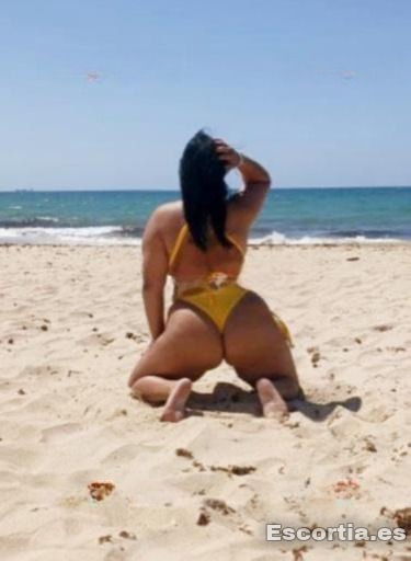 Melany photo 3