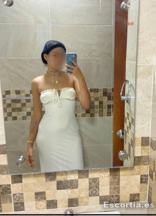 Señorita 22 escort Granada