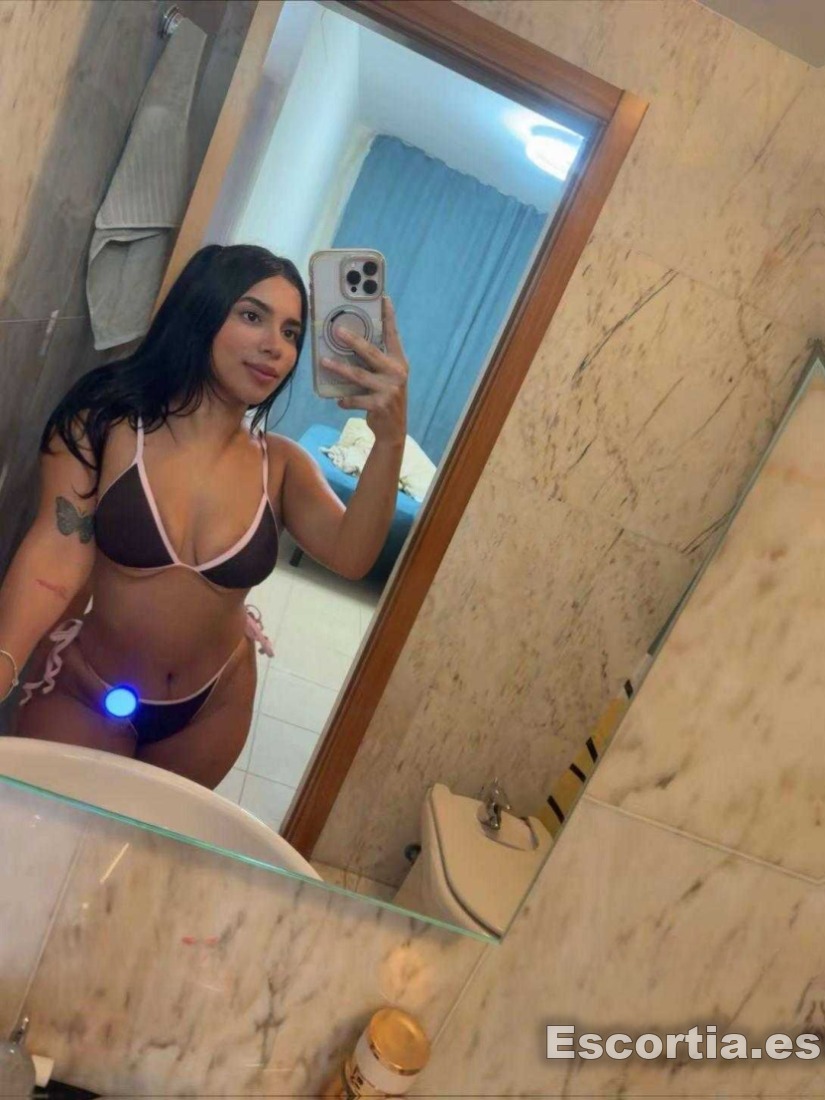 Señorita venezolana 20 escort Adeje