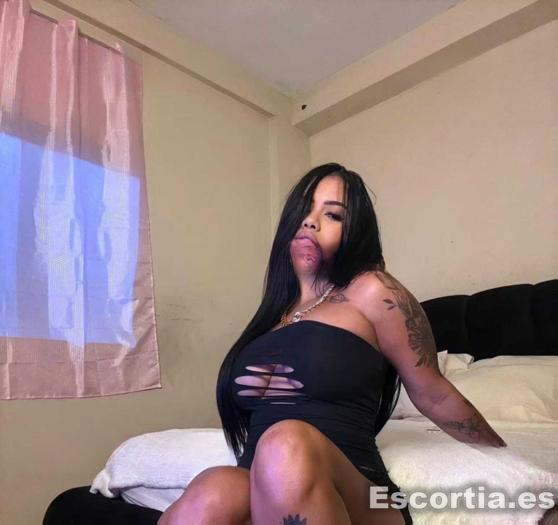 Siena escort Adeje