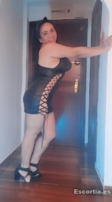 Camila Ronda photo 2