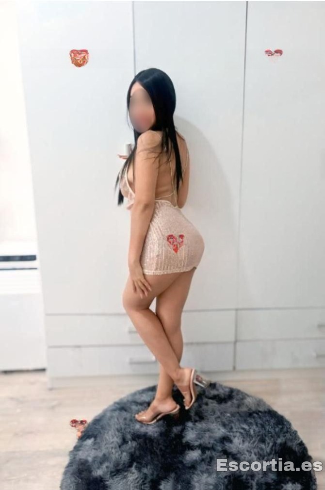 Ambar photo 3