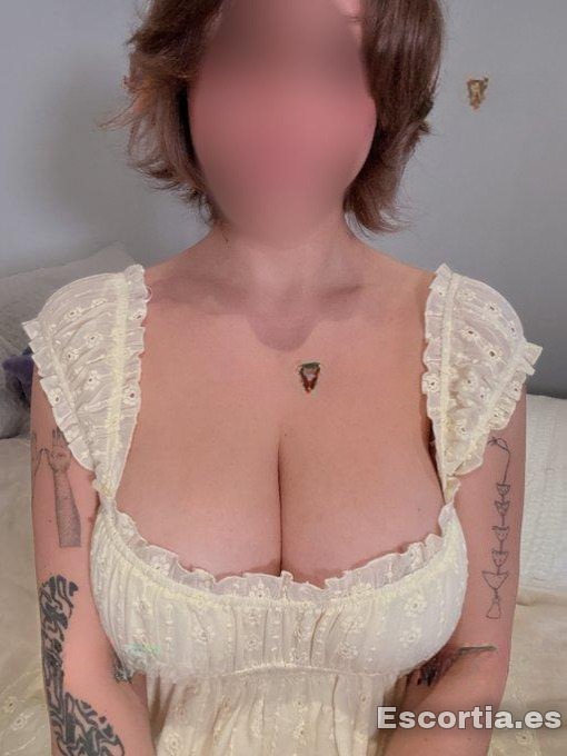 Isabelle photo 3