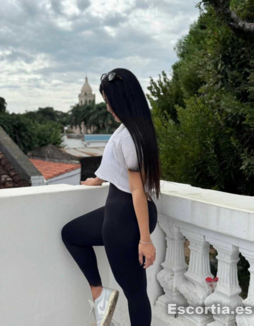 Señorita 25 escort Badajoz