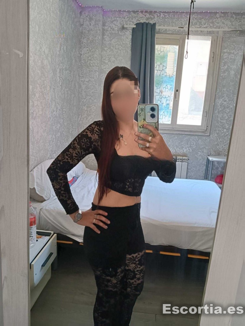 Escort latina 28 photo 4
