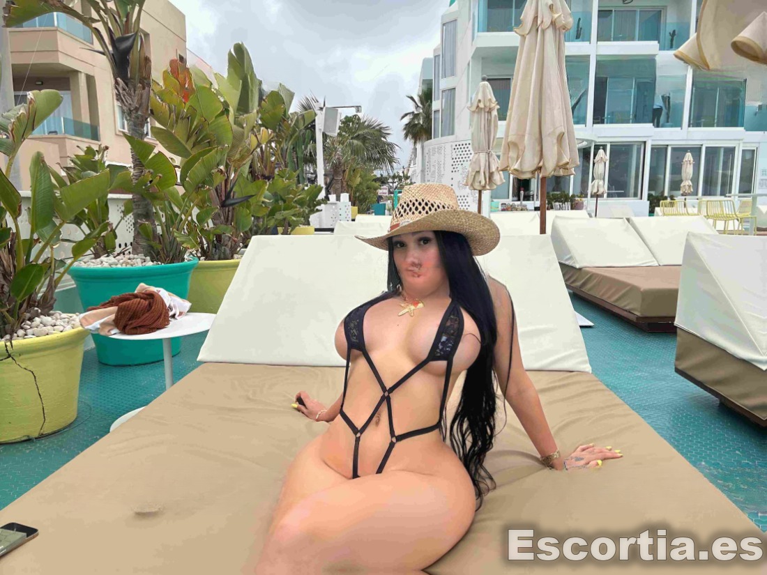 Suzet photo 8