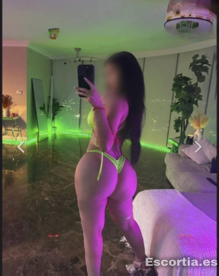 Escort 28 escort Badajoz