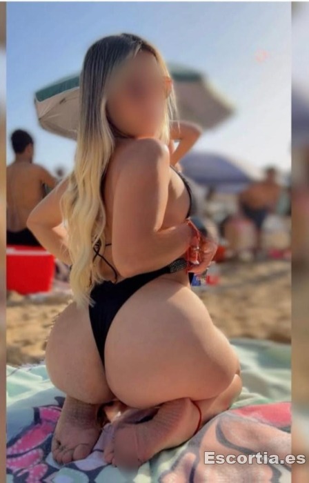 Iris escort Zamora