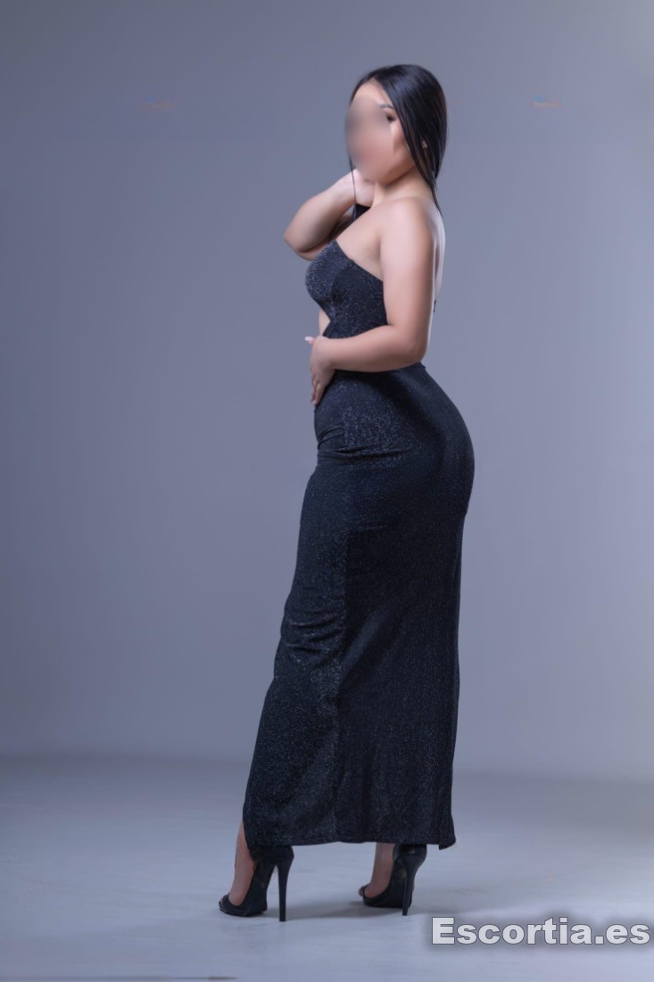 Laura photo 3