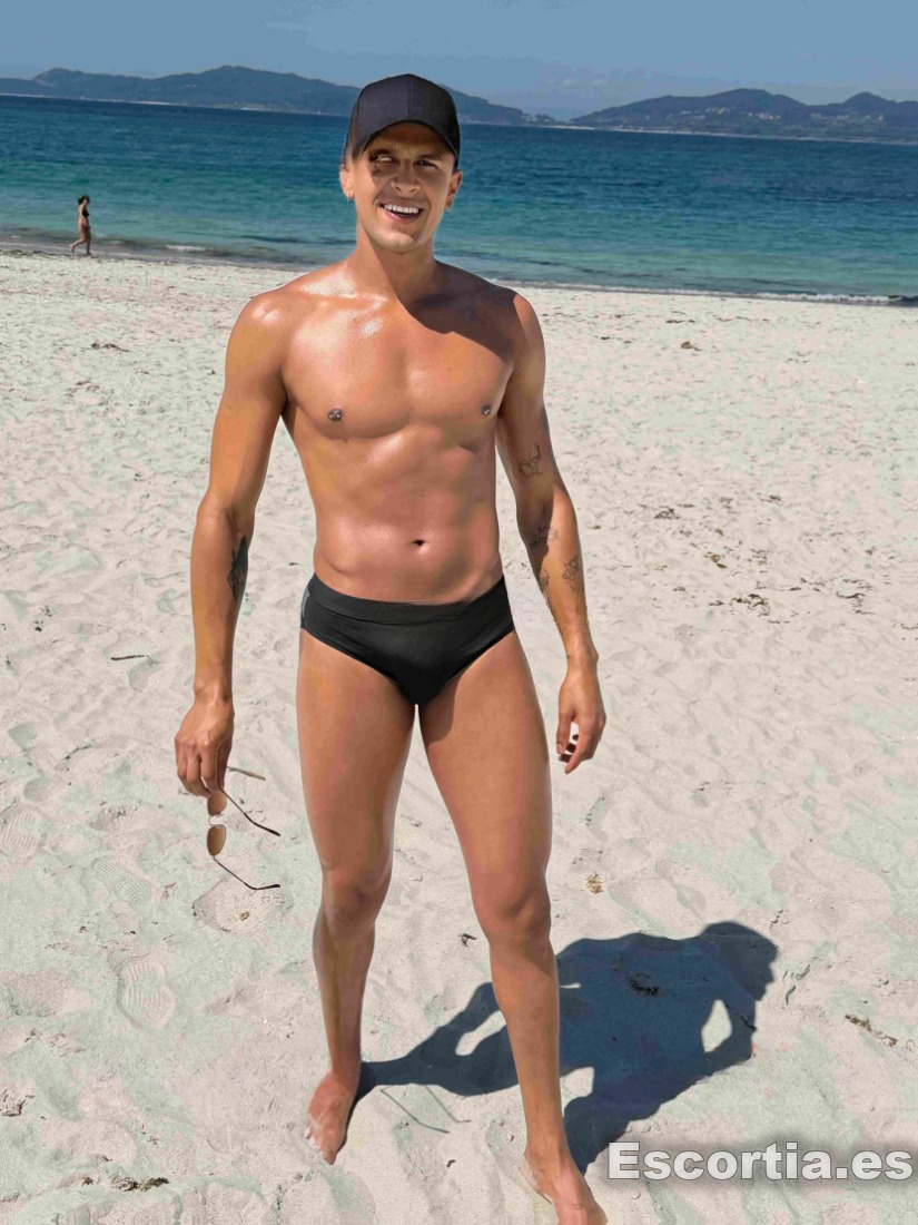 Daniel photo 2