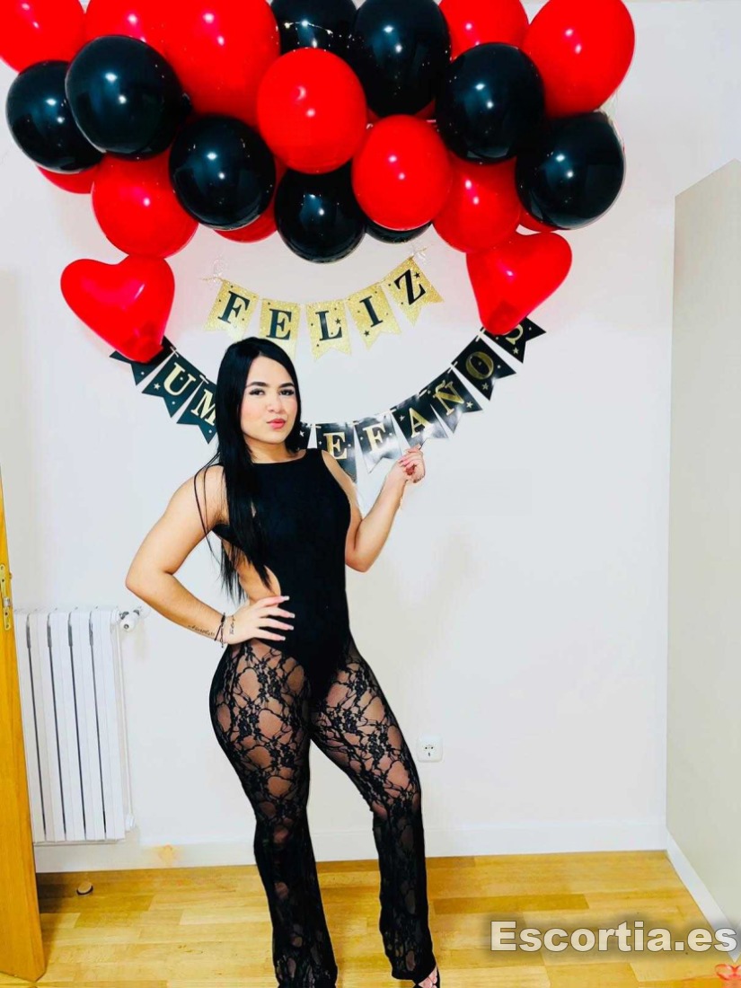 Oriana photo 4