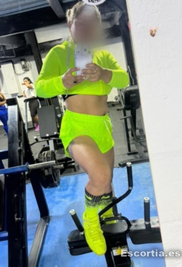 Mariana photo 7