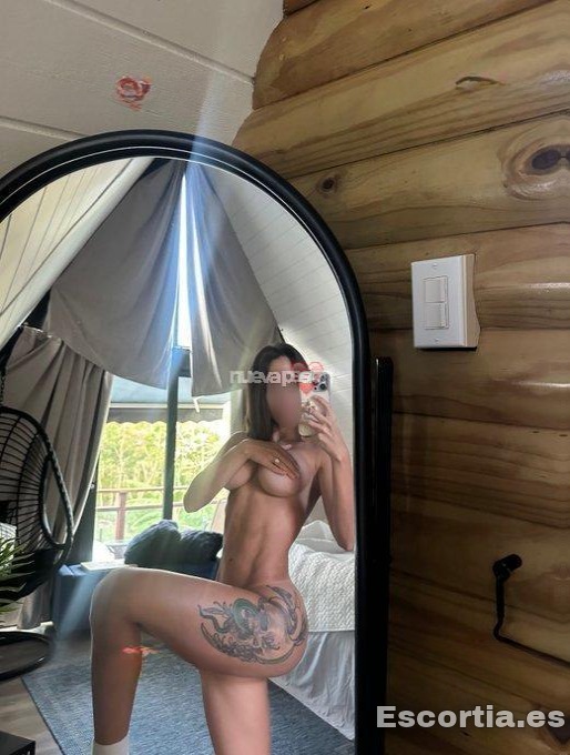 Estherlla photo 2