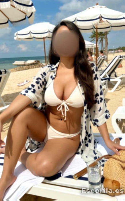 Mia photo 7