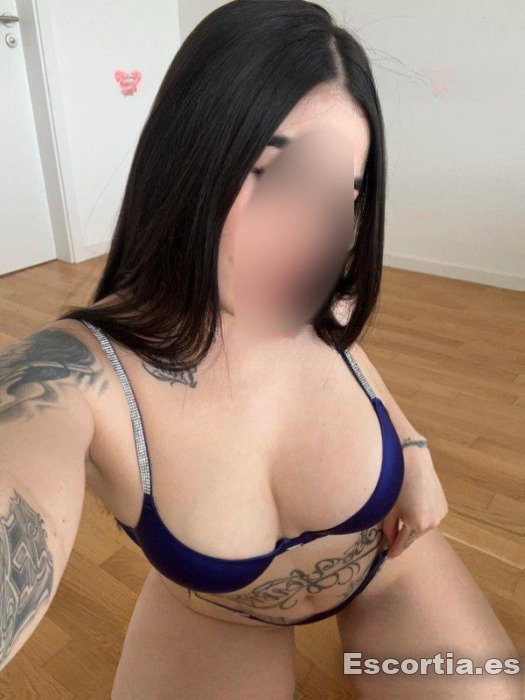 Eliza photo 8