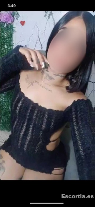 Mariana photo 8