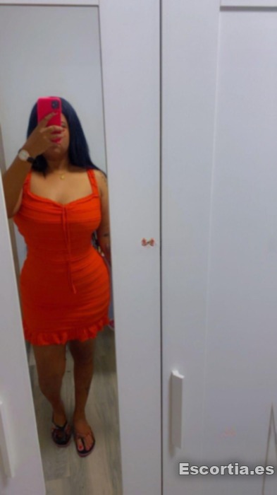 Samantha photo 3