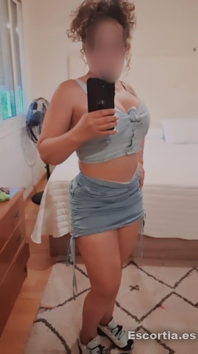 Karol escort Ourense