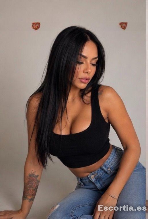 Jenni photo 8