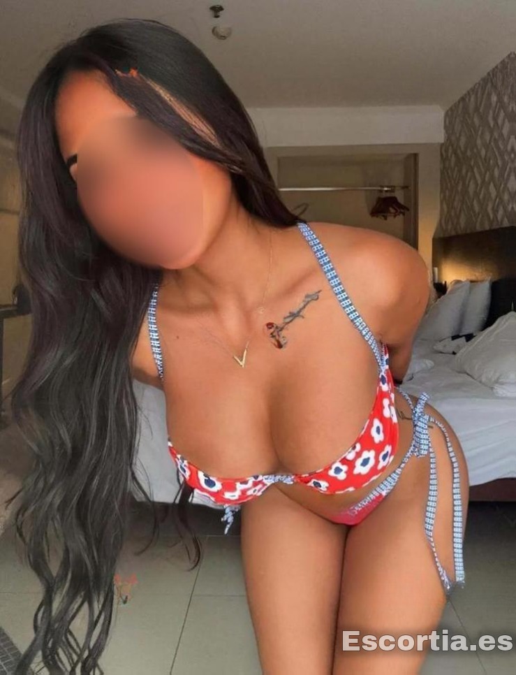 Señorita latina 23 escort Bormujos