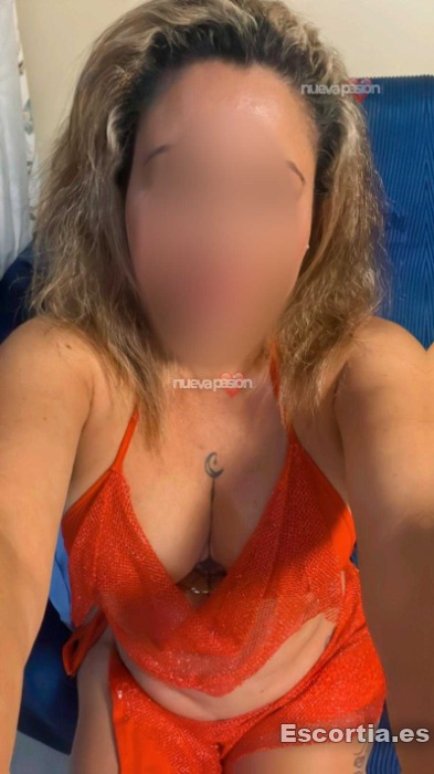 Esmeralda photo 2
