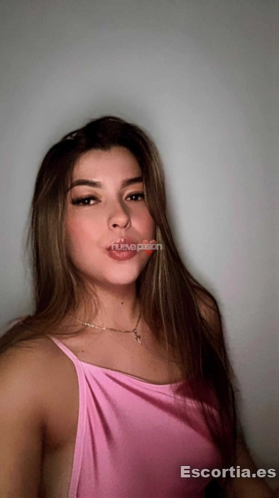 Escort latina 23 photo 7