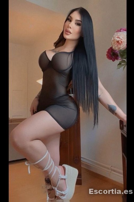 Escort latina 25 photo 5
