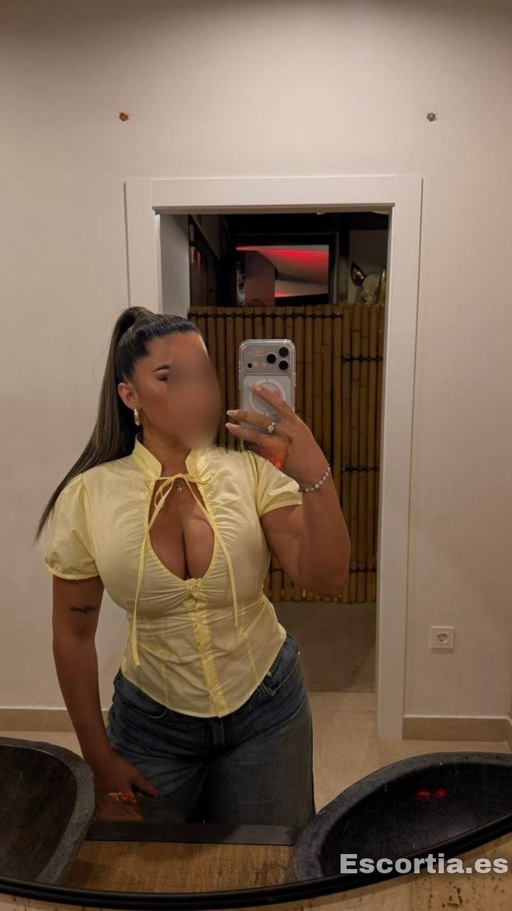 Señorita 28 photo 2