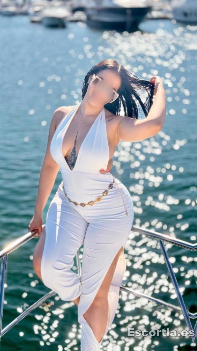 Laura photo 2