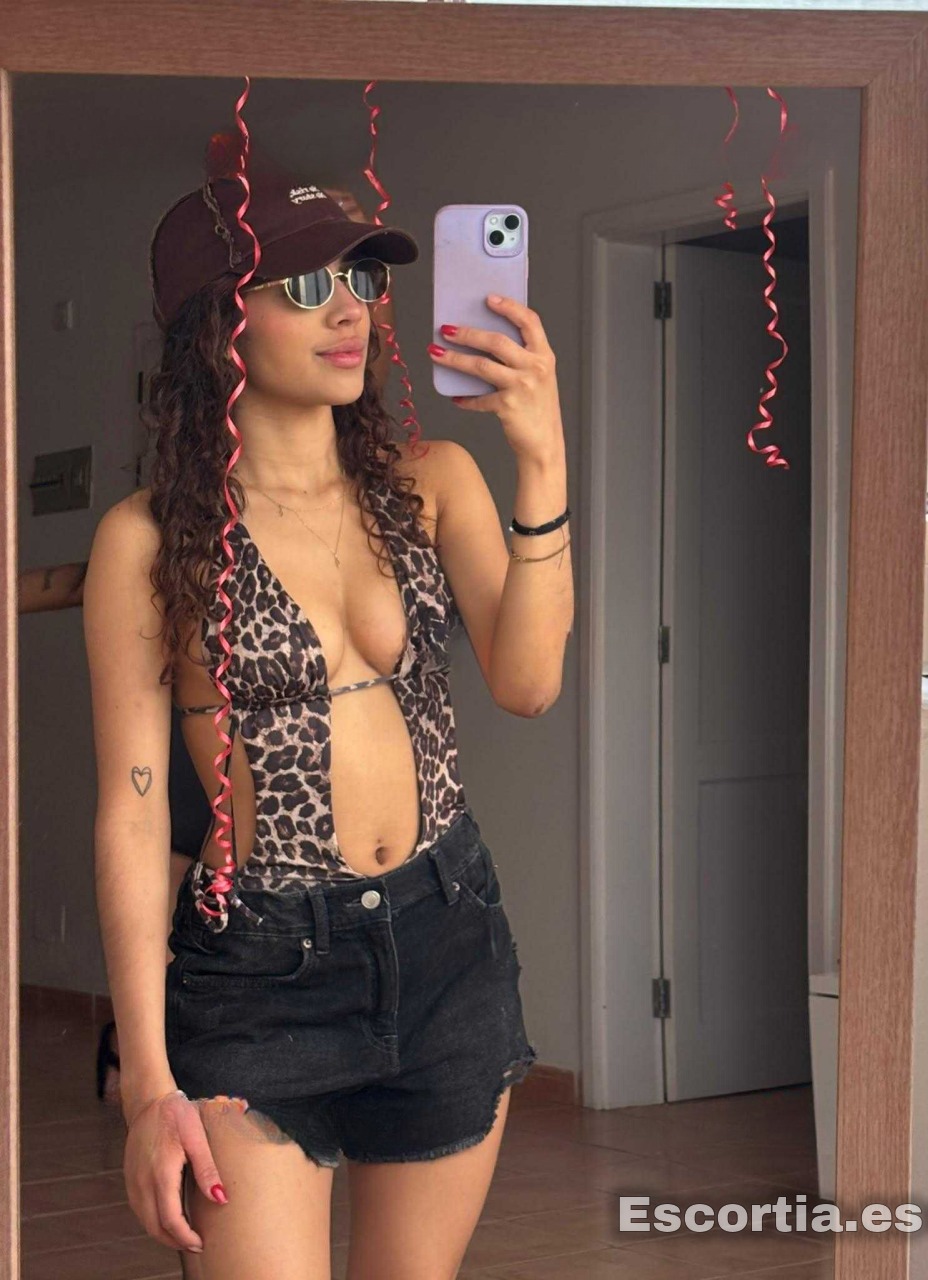 Emily photo 3