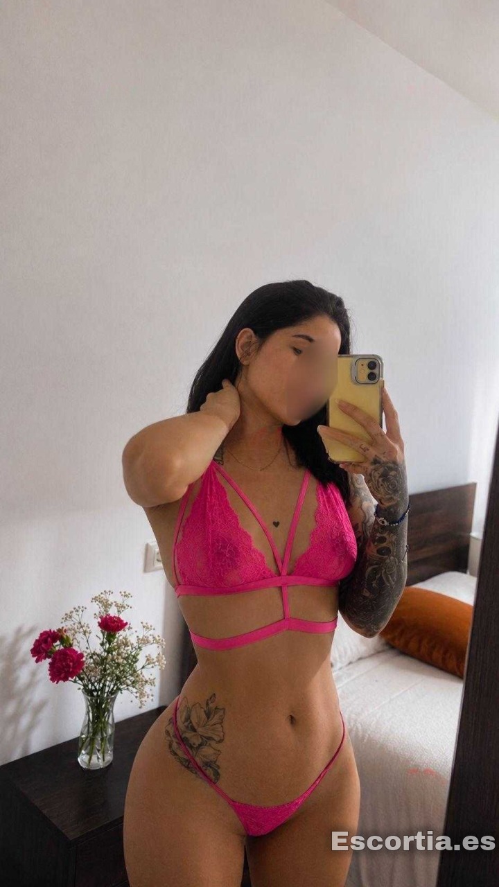 Señorita 24 escort Fuengirola