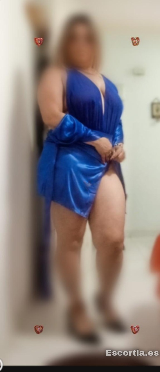 Camila photo 6