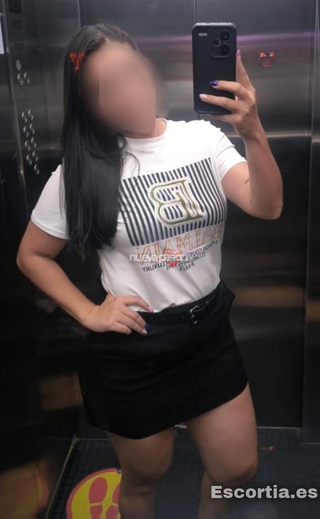 Paola escort Jaca