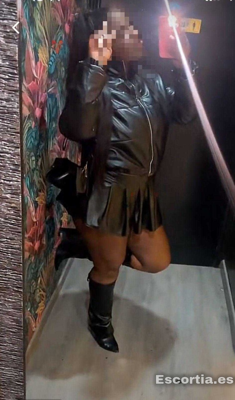 Sara photo 9