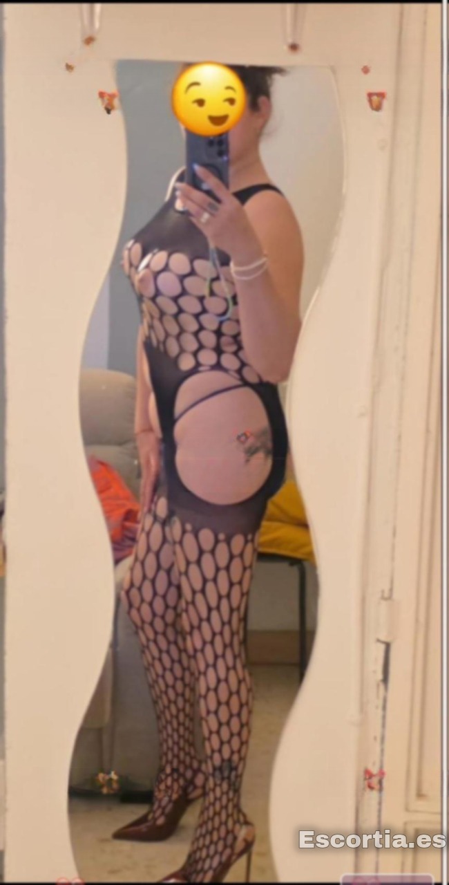 Tania Nadurita escort Sevilla