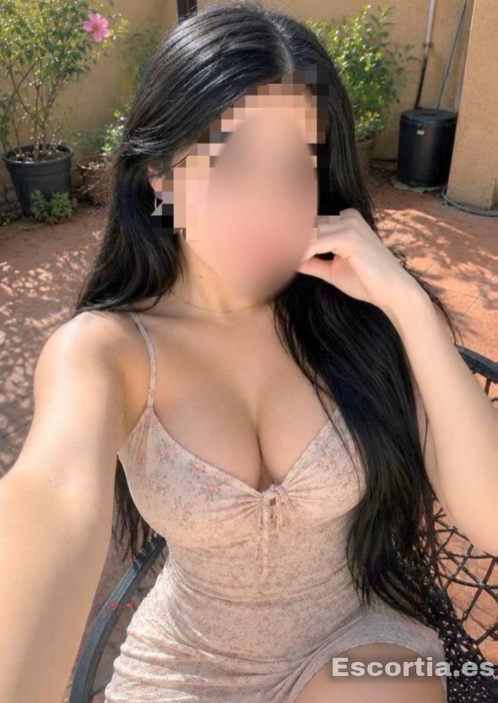 Puta latina 23 escort A Coruña
