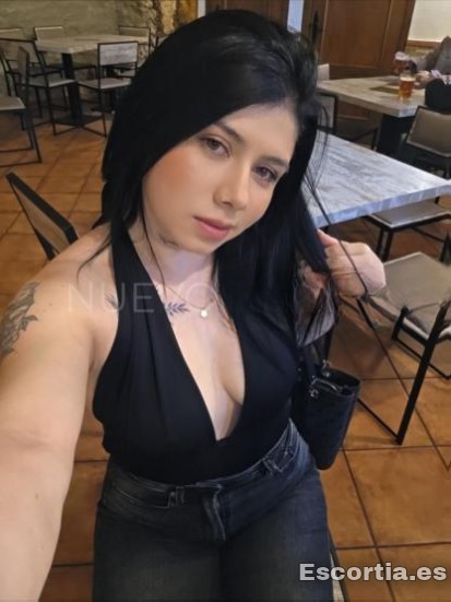 Laura photo 3