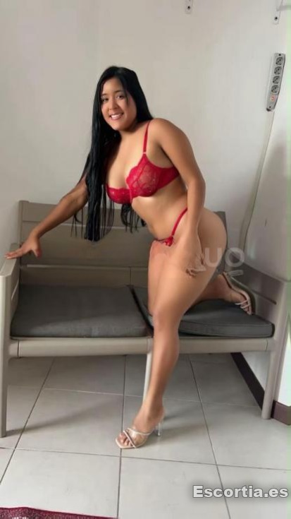 Mía photo 2