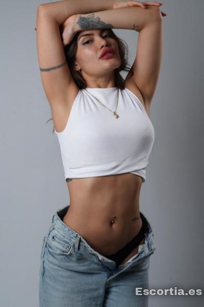 Sara photo 2