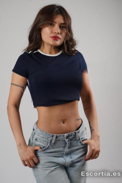 Sara photo 4